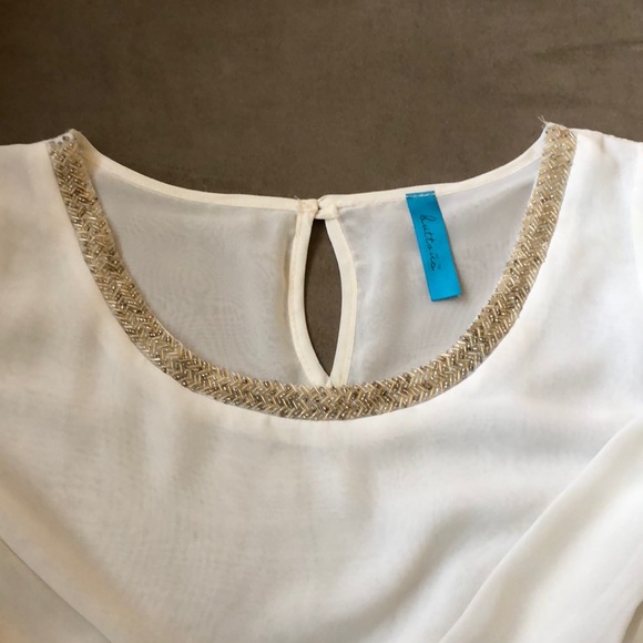 Beaded Neckline Ivory Top - Picture 2 of 5